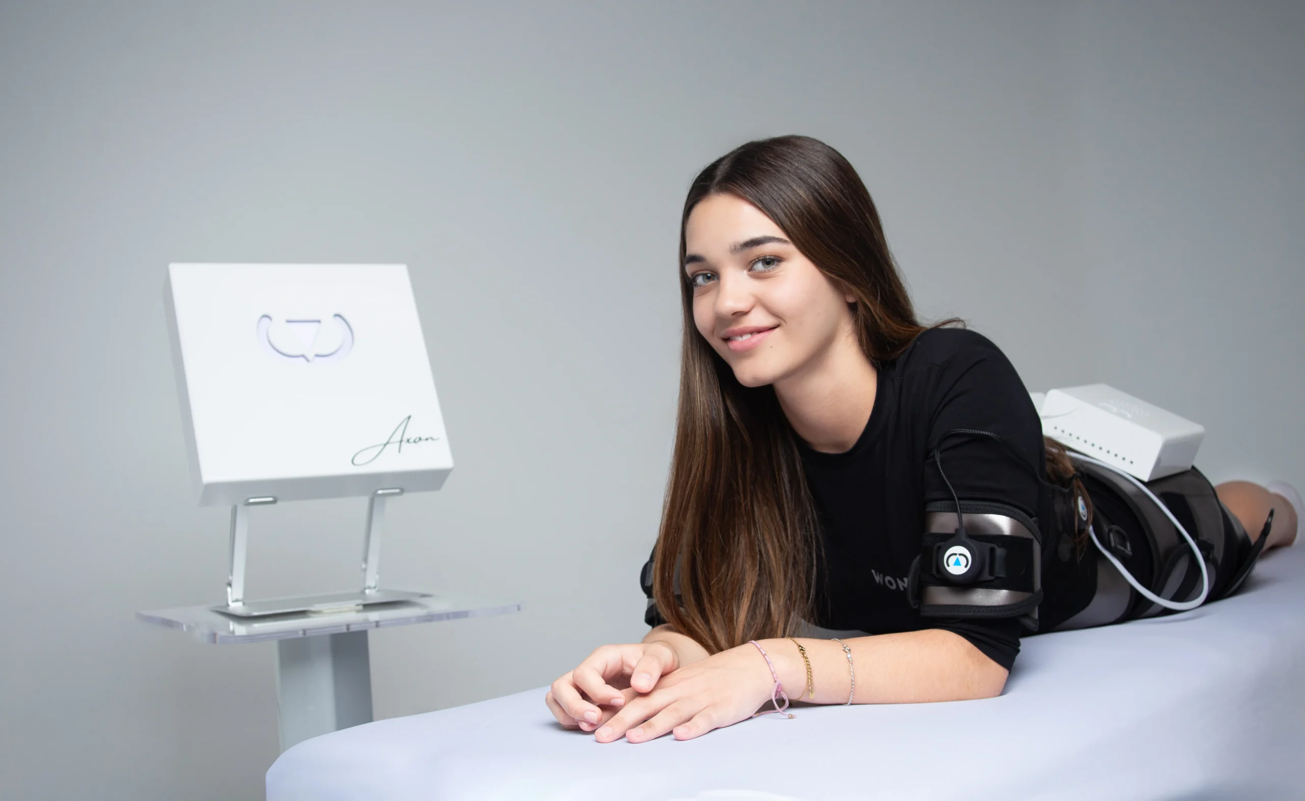 Muskuļu stimulācija un ķermeņa konturēšana ar Wonder Axon®